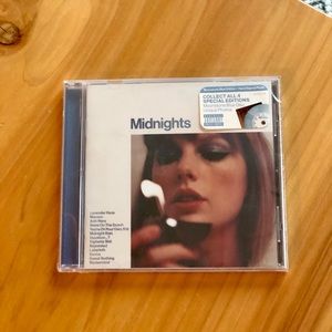 SEALED Signed Taylor Swift Midnights Moonstone CD